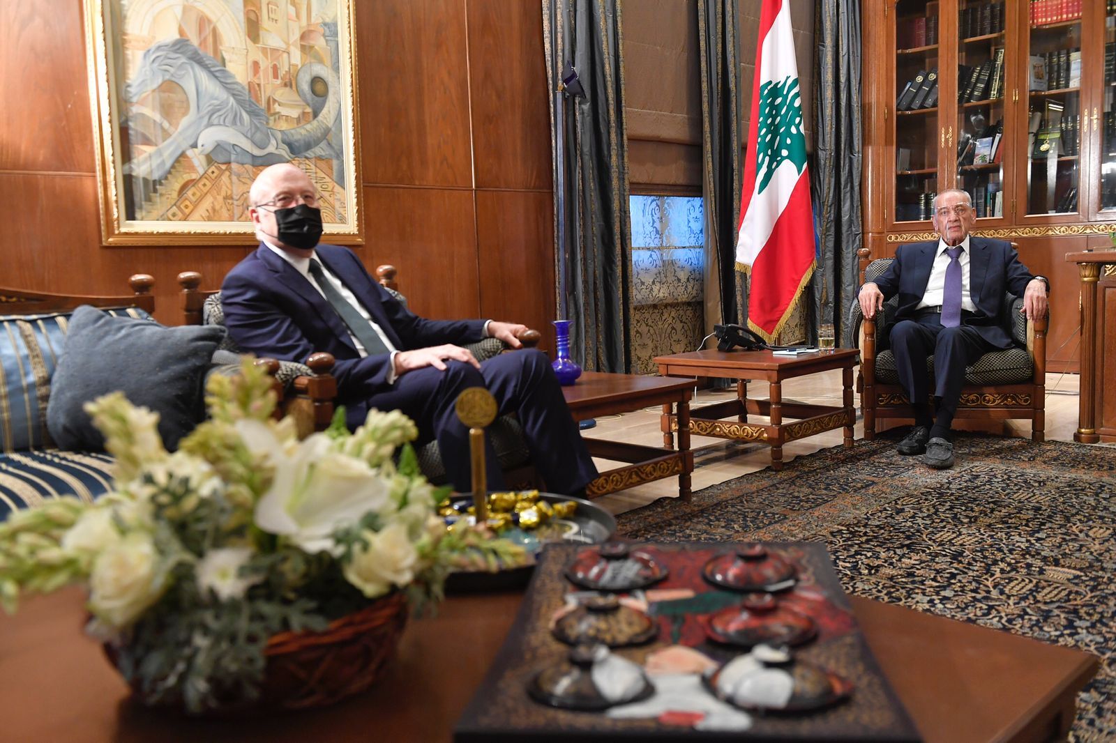 ميقاتي يغادر عين التينة من دون الإدلاء بأي تصريح