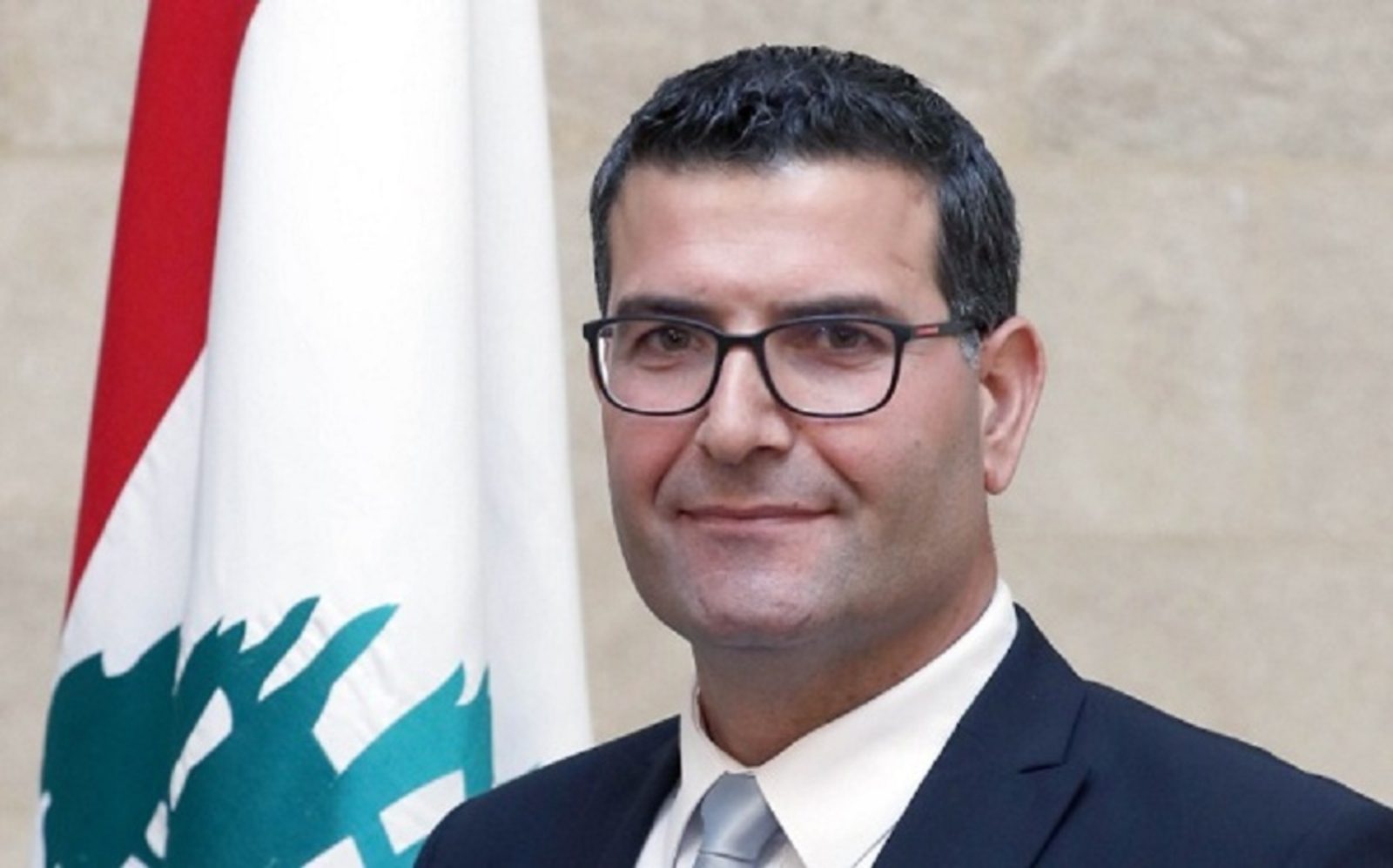 وزير الزراعة: سرقة سوق الخضار في بيروت جريمة