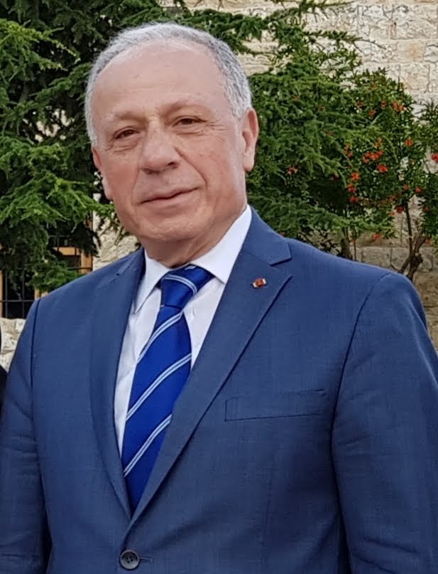 موريس سليم وزير الدفاع الوطني: “تجميد مفعول تراخيص الاسلحة”