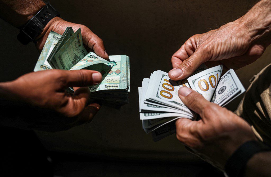 الدولار يسجّل ارتفاعًا