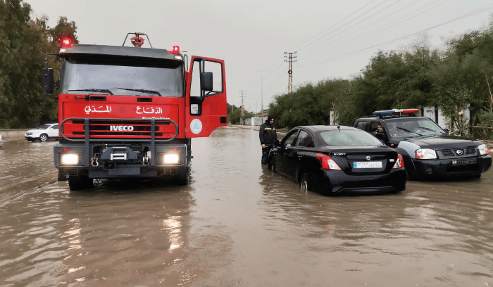 العاصفة تضرب لبنان…امطار وسيول احتجزت السيارات