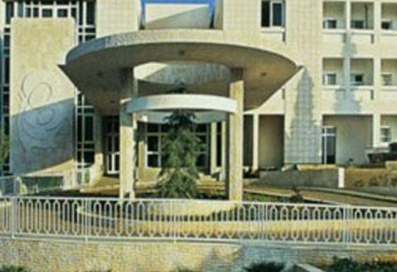 مستشفى-سيدة-المعونات-800×549 مأساة مروعة تهز جبيل … وفاة اب وابنه وجرح ثالث بعد سقوطهم في بئر
