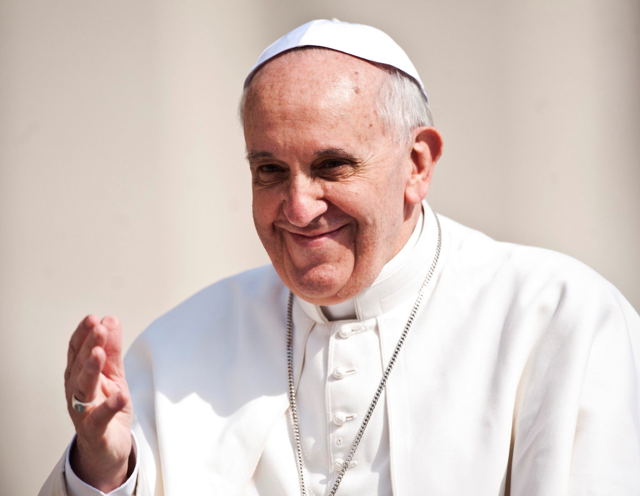 البابا فرنسيس: آمل أن يواصل لبنان السير على طريق “الولادة الجديدة”