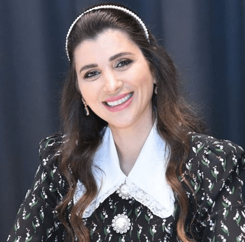 ايناس الجرمقاني الجرمقاني تدعو نيجيريا لدعمها في مشروعها “تجرأ تحلم”