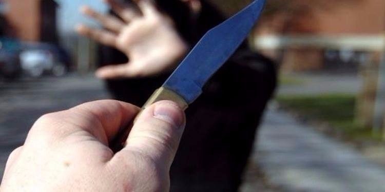 سلب سلاح ابيض ادّعى تعرّضه لسلب مبلغ 70 ألف دولار… فاوقف مع شريكيه!