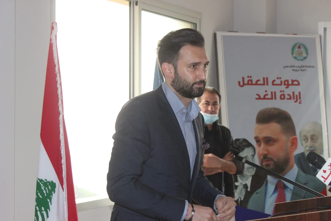 تيمور جنبلاط زار مناصف الشوف: لن نسمح لحزب الله والتيار الفاسد أخذ لبنان رهينة
