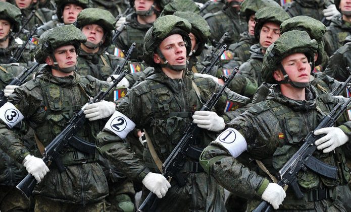 سبوتنيك: القوات الروسية تفتح ممرًا للجنود الاوكرانيين الراغبين بالاستسلام