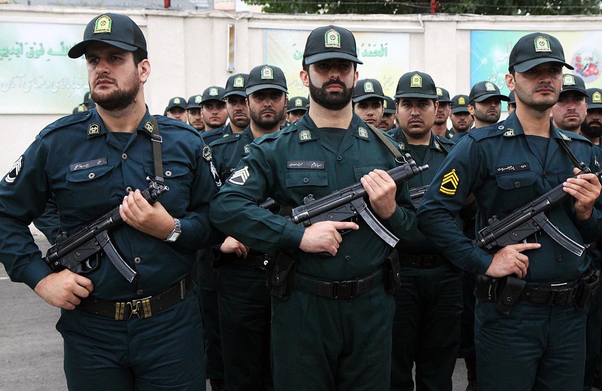 أ.ف.ب: الشرطة الإيرانية اوقفت محتجين طالبوا بإغلاق مكب للنفايات
