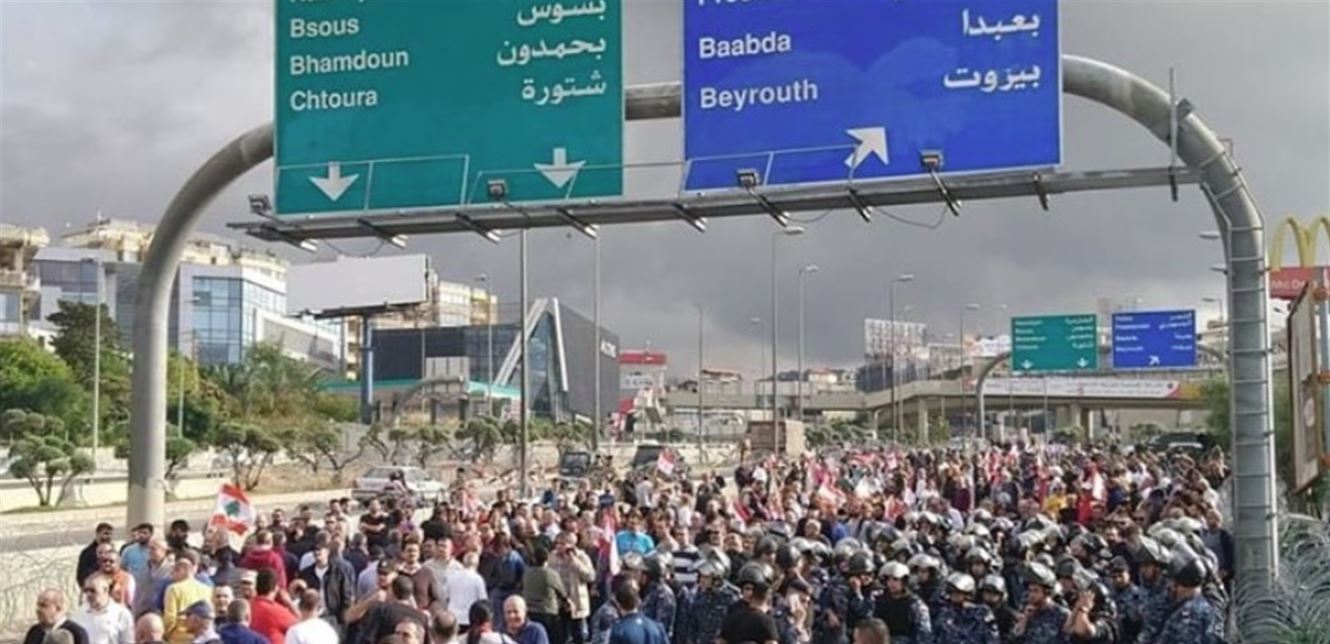 بعبدا تظاهرة بعبدا معركة أحزاب… هل للمفاجآت مكان؟