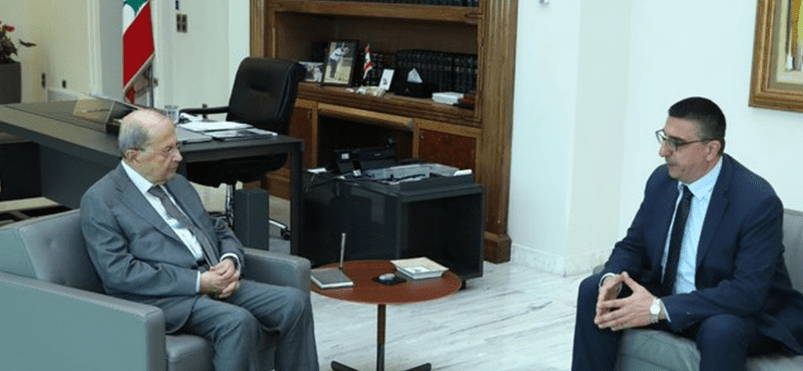 عون والحجار الرئيس عون عرض مع الحجار اللمسات الاخيرة للمرحلة الاولى من العودة الطوعية للنازحين السوريين