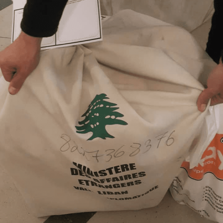 FSRnZuuWUAIz_dX الاقتراع الاغترابي اثار الكثير من التوجس لدى اطراف السلطة