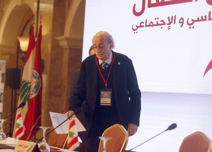walid-jumblat-red-sp أي «اغتيال جديد» يخشاه جنبلاط!