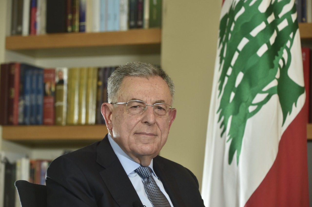 السنيورة 5 السنيورة: العرب يرفضون مقاطعة الانتخابات، والتفسير الخاطىء لكلام الحريري يعني سيطرة “الدويلة”