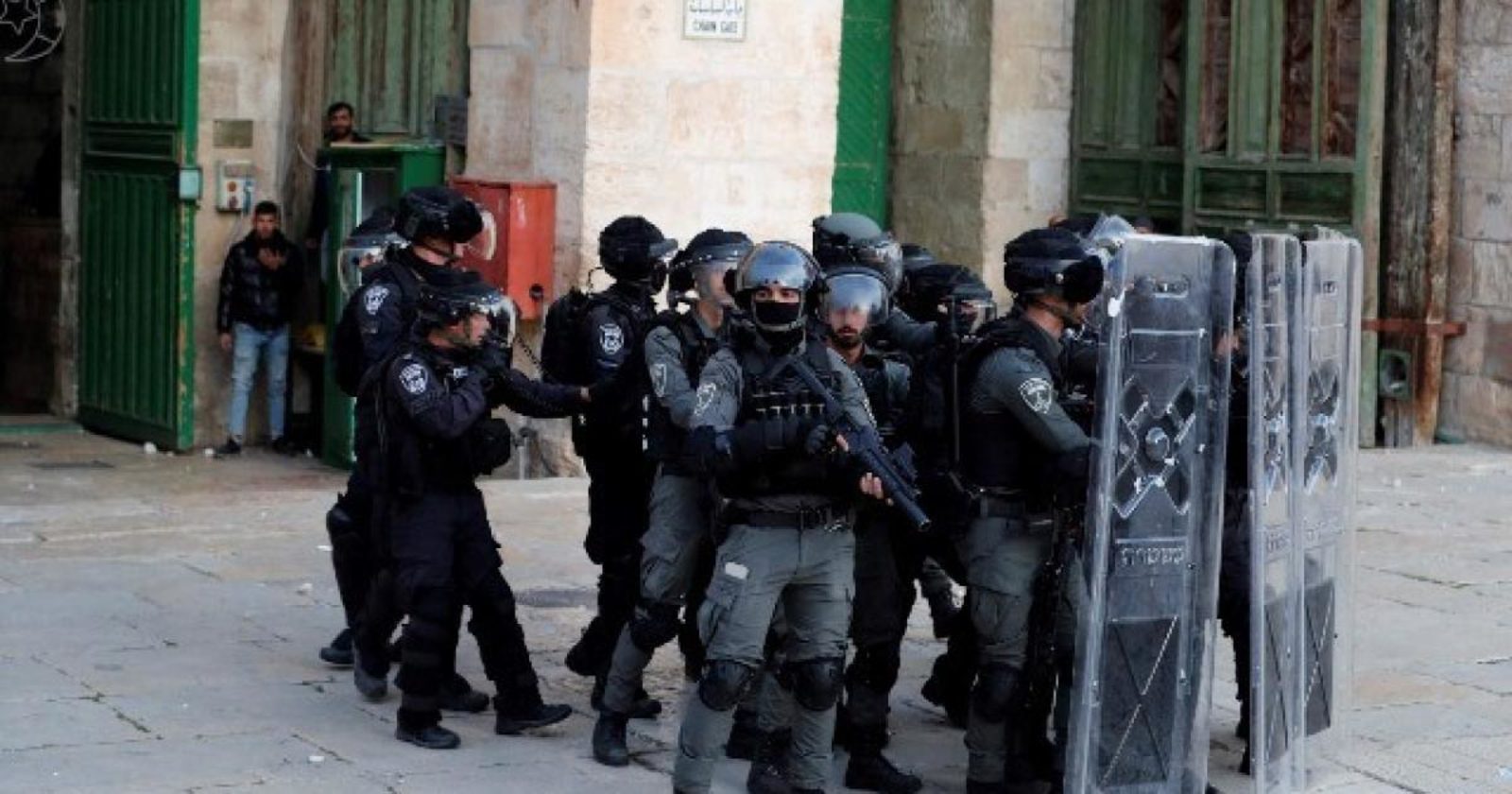 الشرطة الاسرائيلية الشرطة الإسرائيلية فتحت تحقيق في ممارسات عناصرها خلال جنازة أبو عاقلة