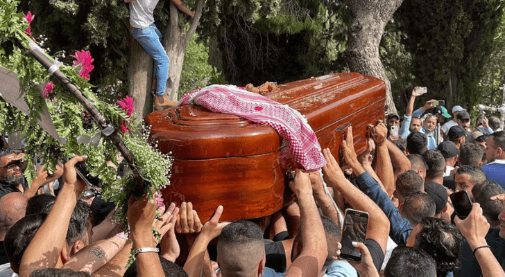 جثمان ابو عاقله جثمان أبو عاقلة ووري الثرى في مقبرة جبل صهيون