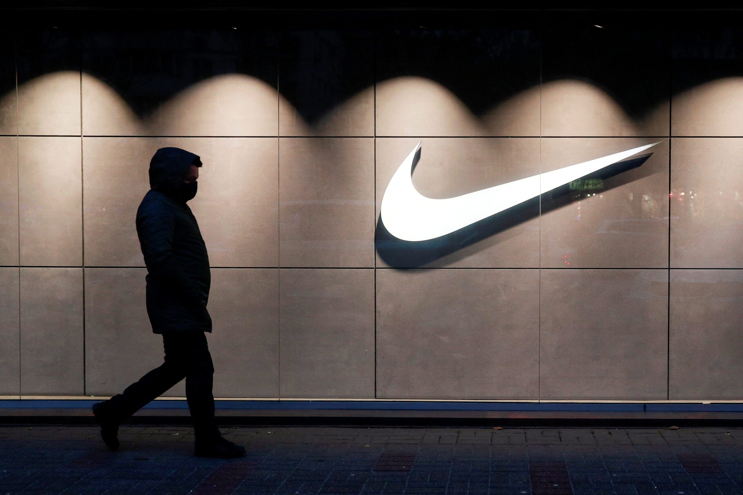شركة Nike انسحبت من السوق الروسية