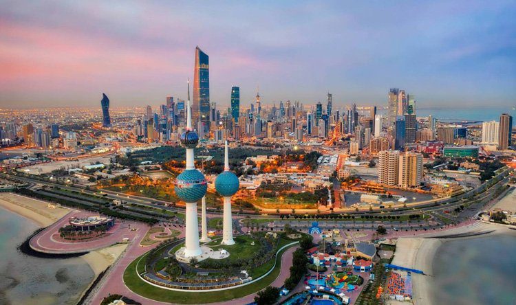 الكويت الكويت تؤجل محاكمة المتهمين في قضية تمويل “الحزب”
