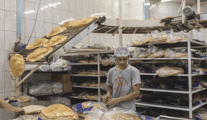 خبز نقابة عمال المخابز: على المعنيين اتخاذ قرارات سريعة
