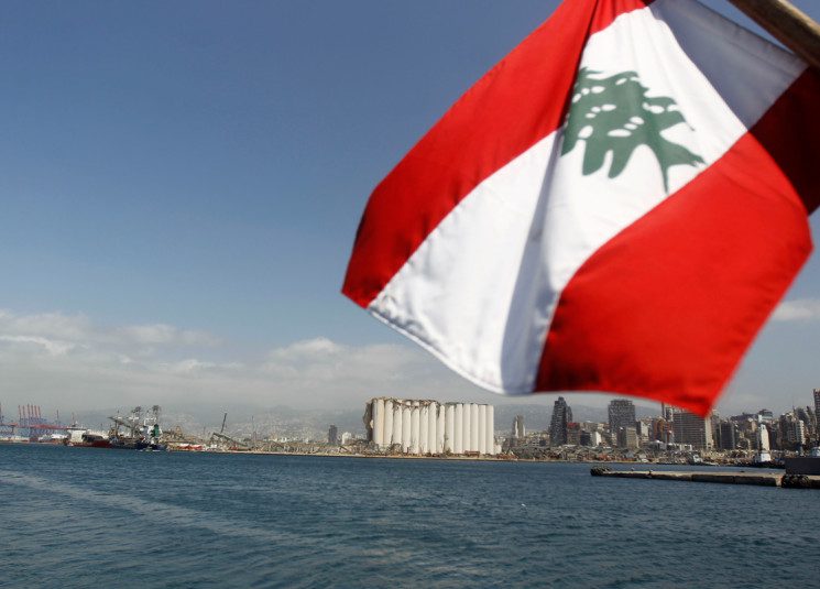 علم لبنان