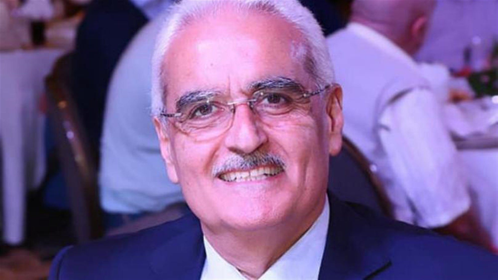 غياث يزبك غيّات يزبك: الحزب يعيش حالة إنكار تامّ وبعدو عم يتمرجل عالدّولة