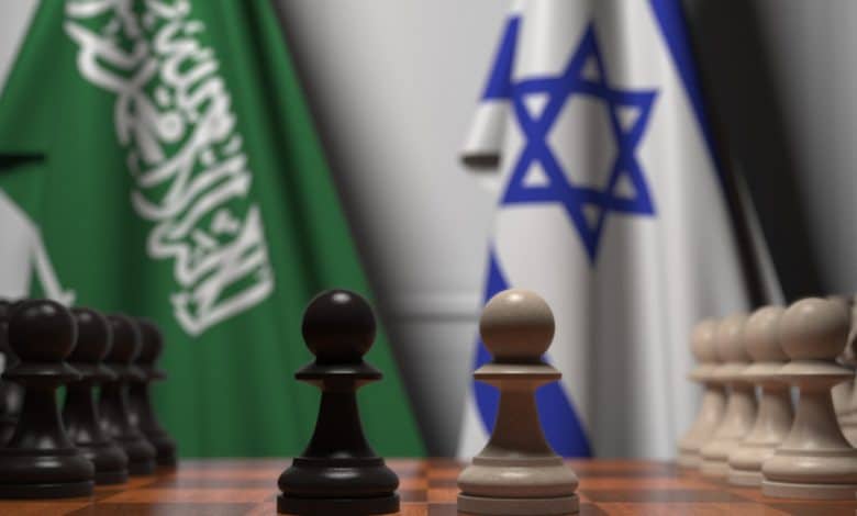 العلاقات السعودية الاسرائيلية “إسرائيل هيوم”: رياح أمل في الرياض