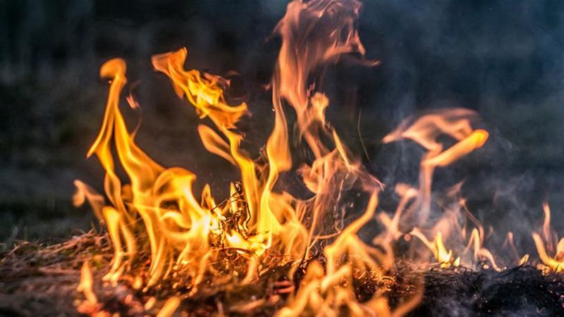 حريق في منزل في جبل محسن واصابة طفل بحروق بالغة