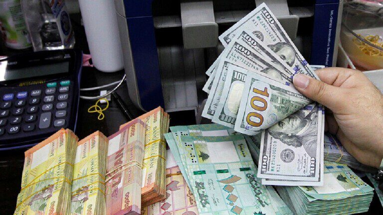 دولار 13 كم بلغ حجم التداول عبر صيرفة