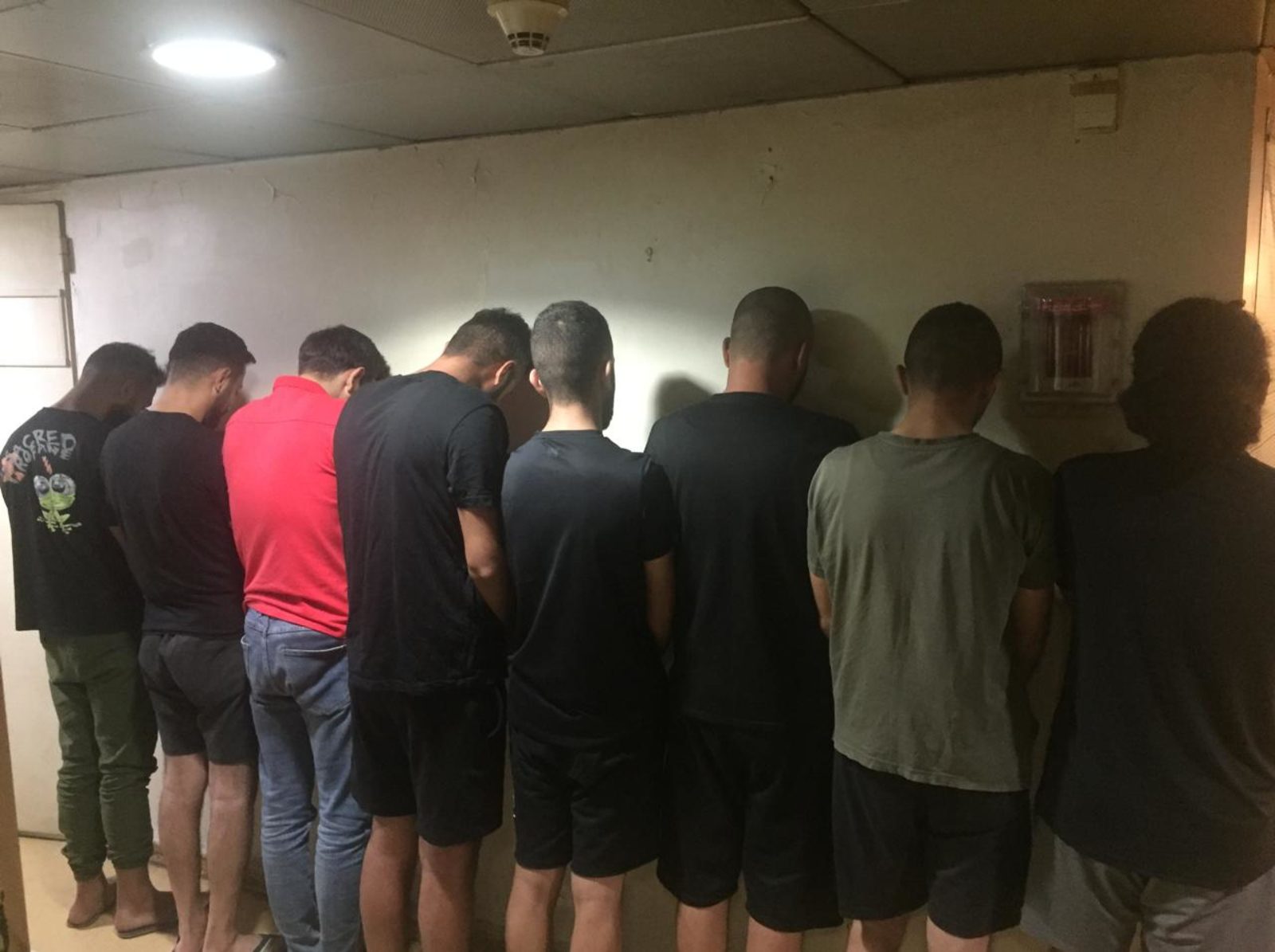 عصابة توقيف عصابة قامت بسلب 170 ألف دولار أميركي على المتن السريع
