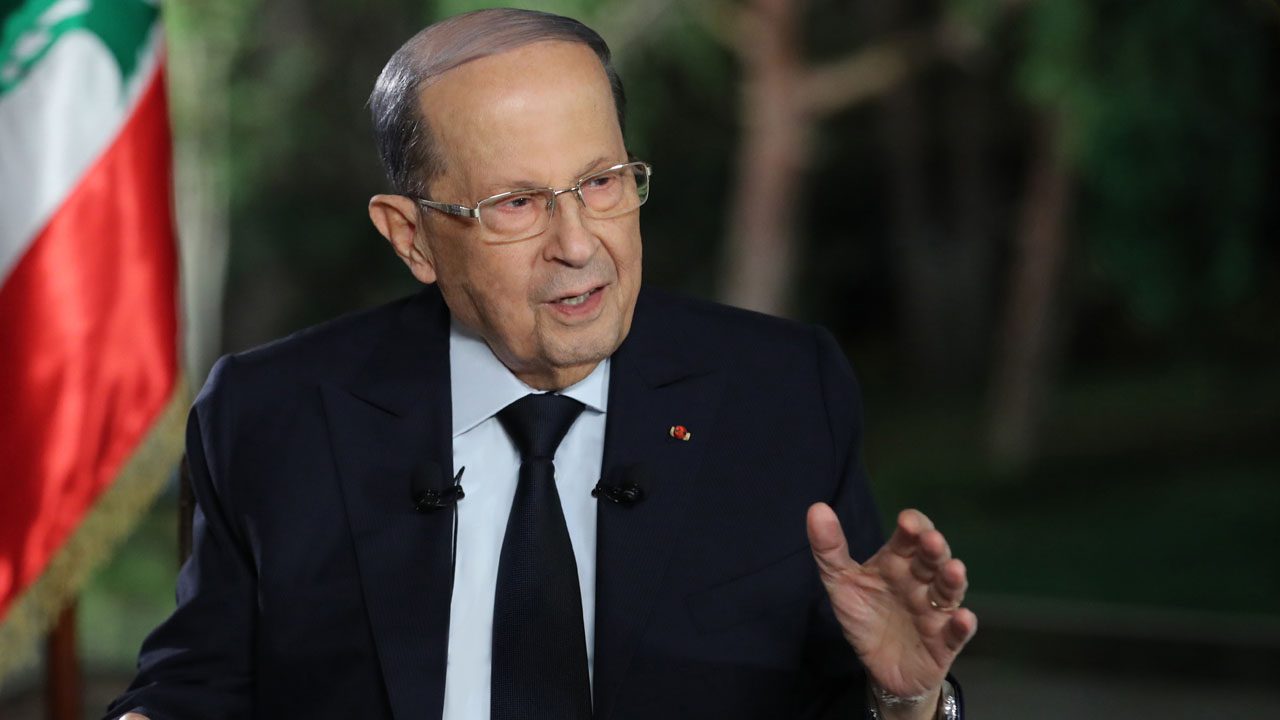 ميشال عون عون منح مياس وسام الاستحقاق اللبناني المذهّب