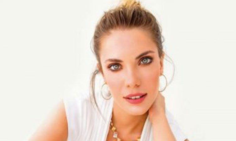 يلدز “يلدز” تزوجت 9 مرات!