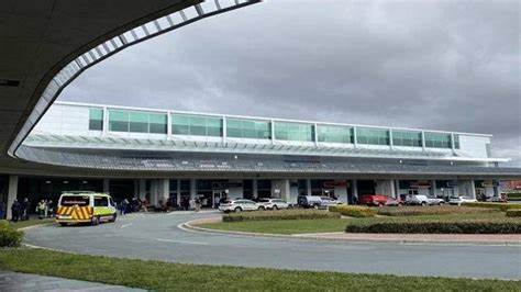 مطلق النار في مطار كانبيرا بقبضة الشرطة