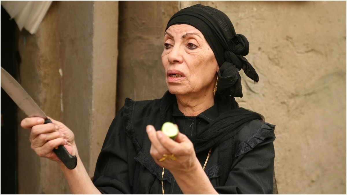 رجاء حسين هامةٌ مصرية سقطت بعد صراعٍ طويل مع المرض