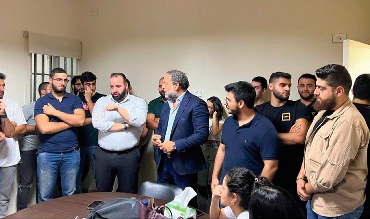 estphen(6) اسطفان: “القوات” تقطف ثمرة التزامها الثوابت والمبادئ