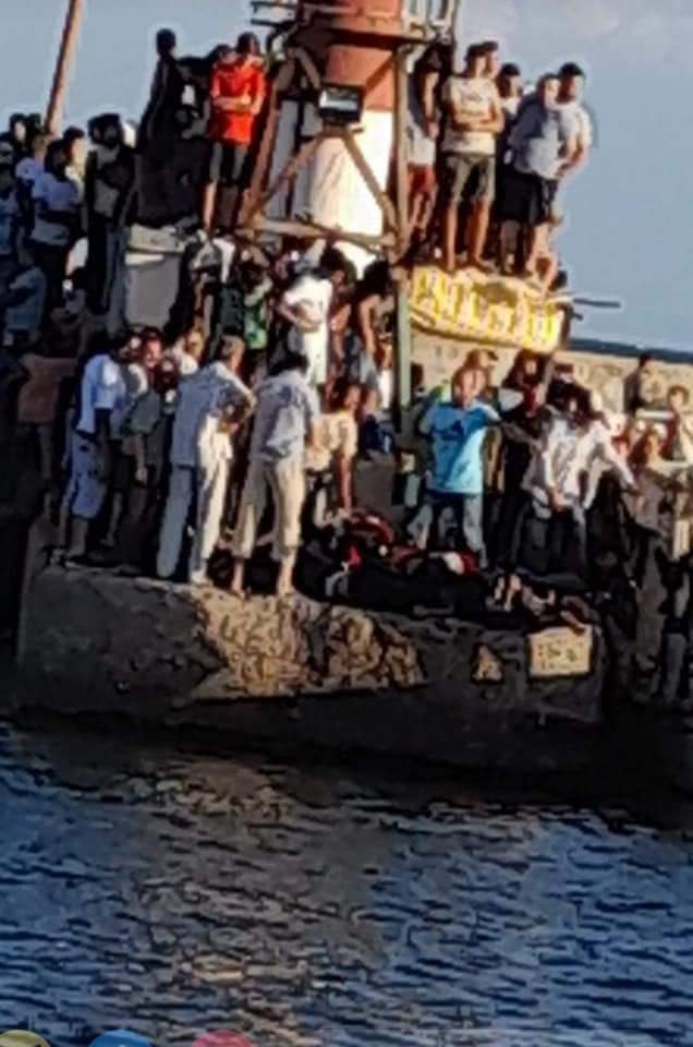 photo_2022-09-22_18-16-09 بالفيديو- ارتفاع بحصيلة قتلى المركب الغارق
