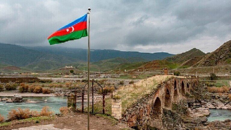 أذربيجان تتهم بيلوسي بتأجيج الصراع بينها وبين أرمينيا لأغراض سياسية