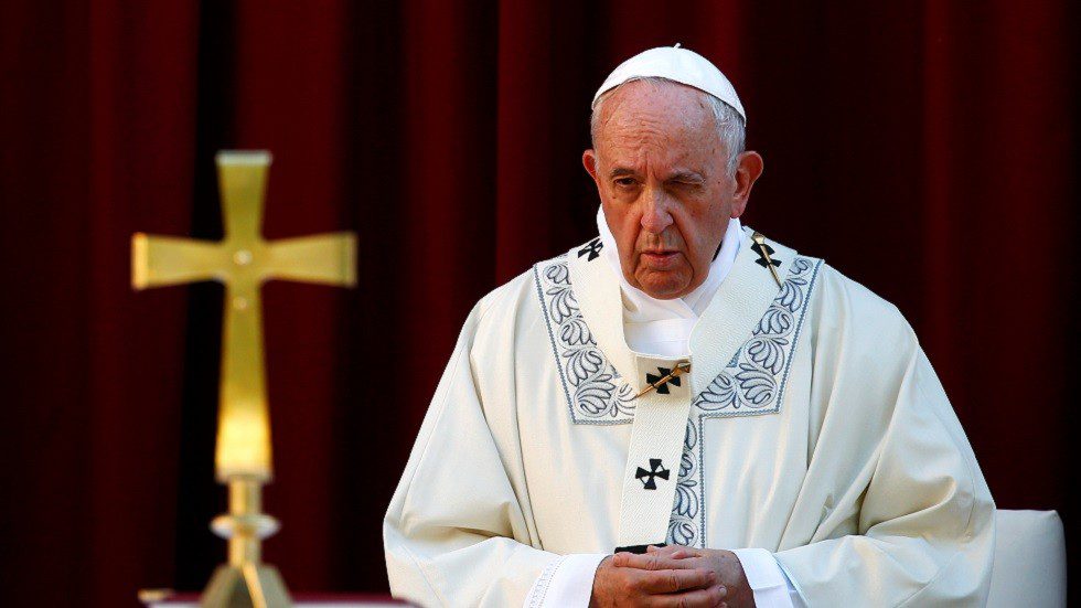 البابا فرنسيس: لخفض الإنفاق في عيد الميلاد وإرسال الفارق الى الأوكرانيين