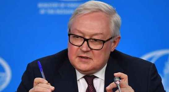 الخارجية الروسية: موسكو ستتخذ تدابير عملية ردًا على القيود تأشيرات الإتحاد الأوروبي