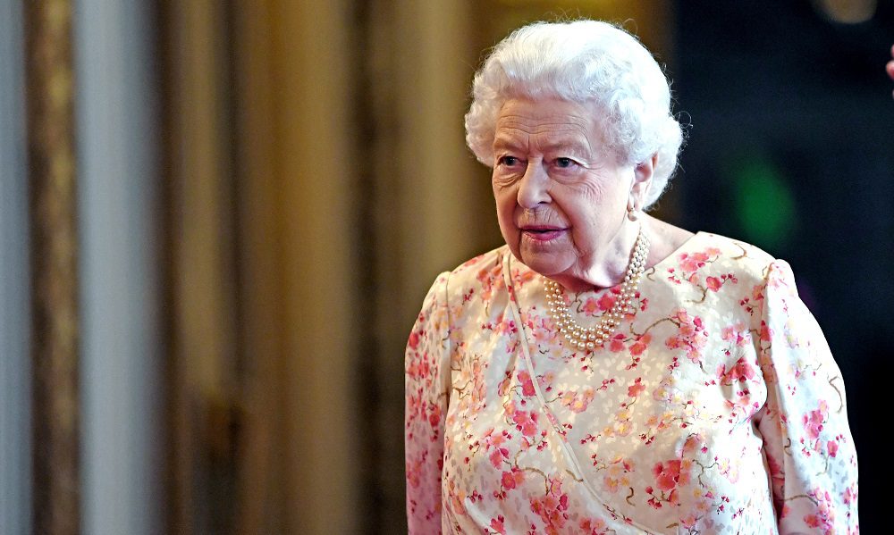 الملكة قبلت استقالة رئيس الوزراء