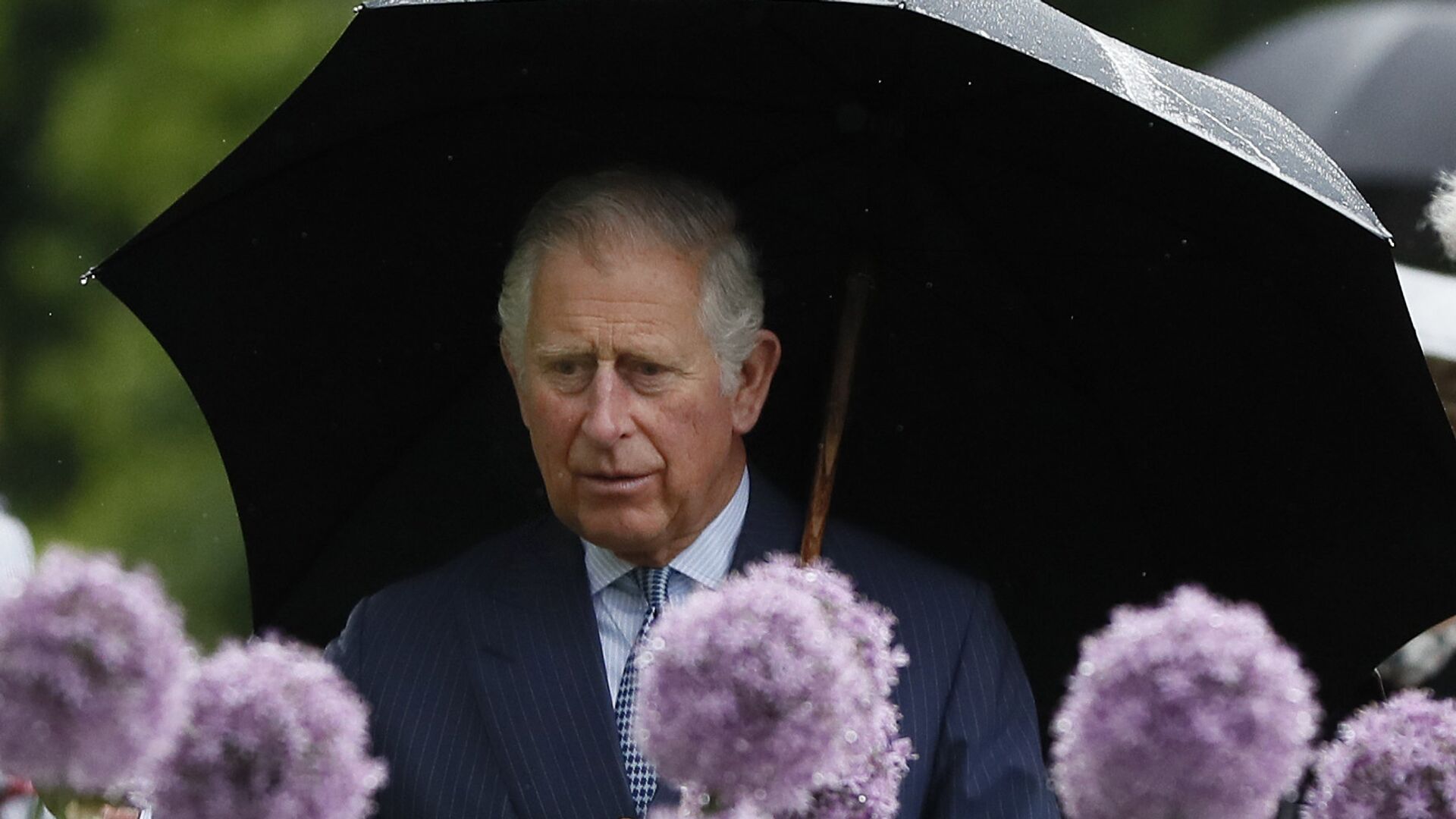 كينغ تشارلز ملك بريطانيا الجديد: وفاة الملكة إليزابيث لحظة “حزن شديد” لي وللعائلة