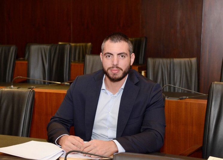ميشال المر ميشال المر: تطيير الموازنة هو ضربة للبلد والناس