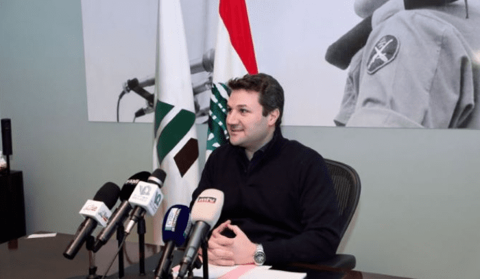 نديم لجميل نديم الجميل عن الرئيس عون: “يترك بعبدا او 60 عمرو ما يترك” فهو أصلا غير موجود في بعبدا ولا في وجدان الوطن