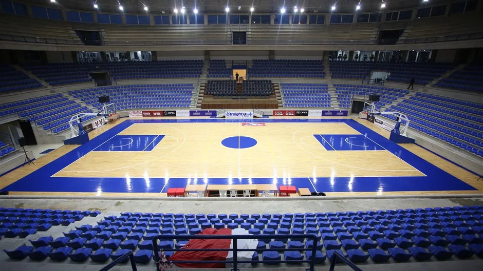 nouhal-naufal-stadium من قلعة الزوق إلى ساحة الجرذان والفئران