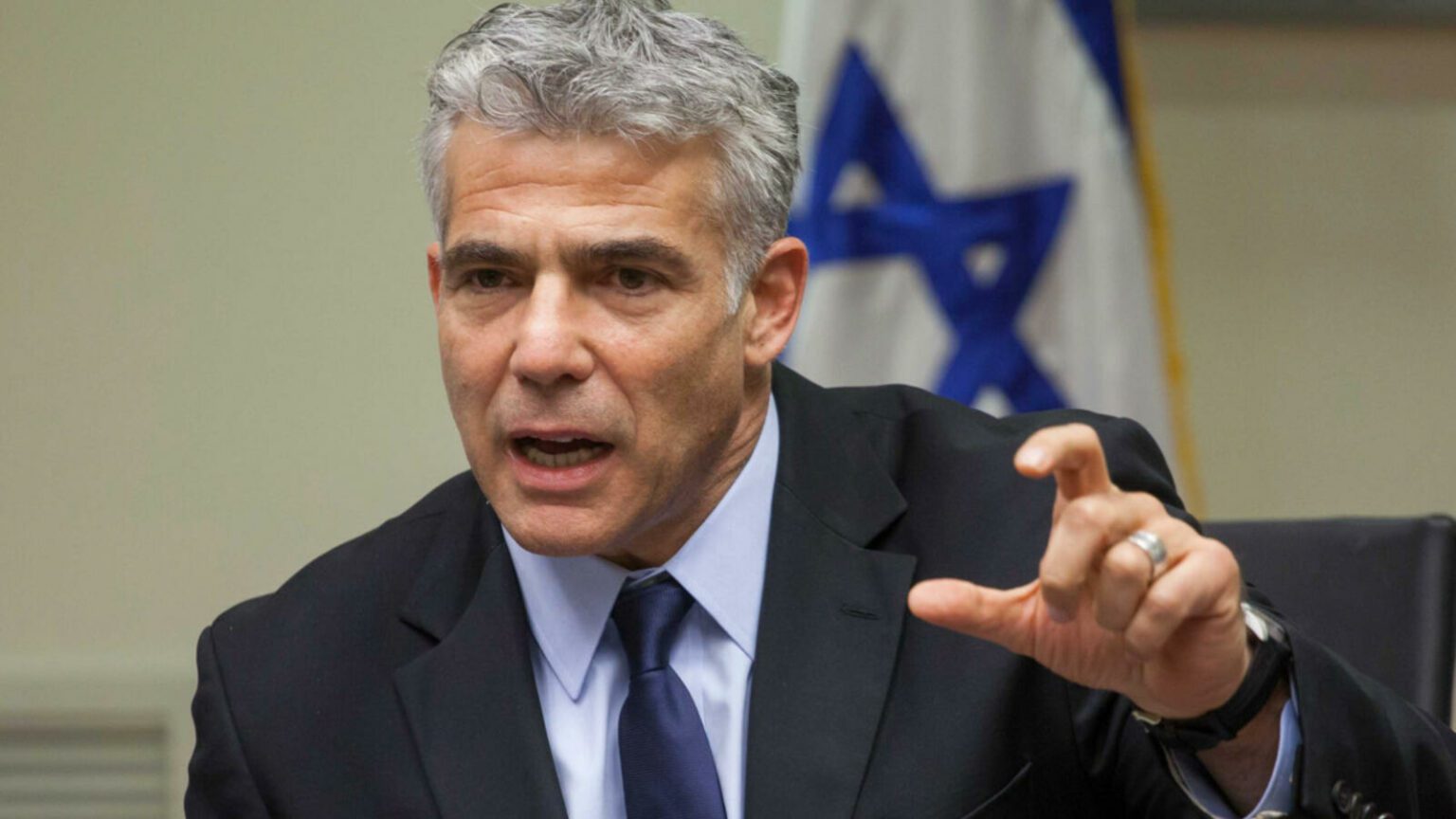 ישיבת יש עתיד בכנסת لابيد: تعامل روسيا مع إيران يعرض العالم كله للخطر