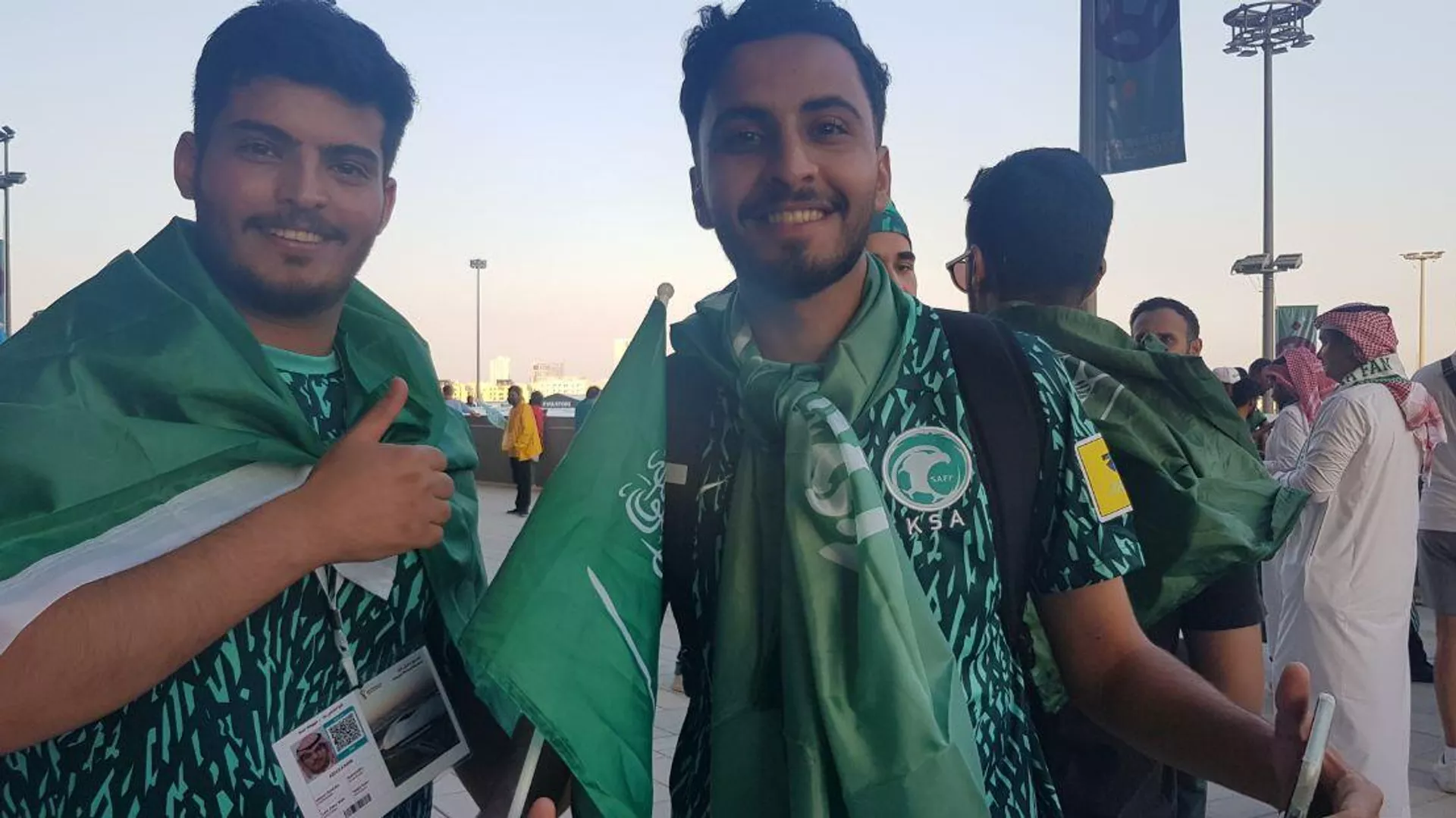 كيف تعامل المشجعون العرب مع الإعلام الإسرائيلي في قطر