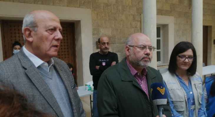الابيض الابيض من زحلة: مرتاحٌ للإقبال على اخذ اللقاح