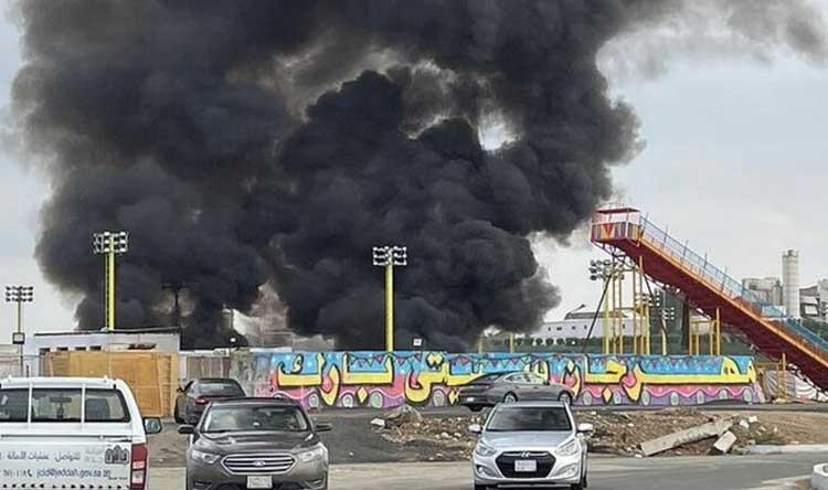fireee(3) حريق هائل بمهرجان “سيتي بارك” في جدة