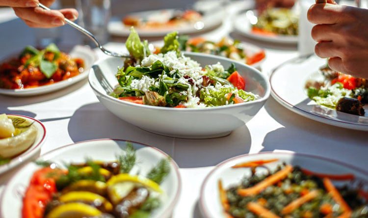 food(22) أطعمة تحارب حب الشباب