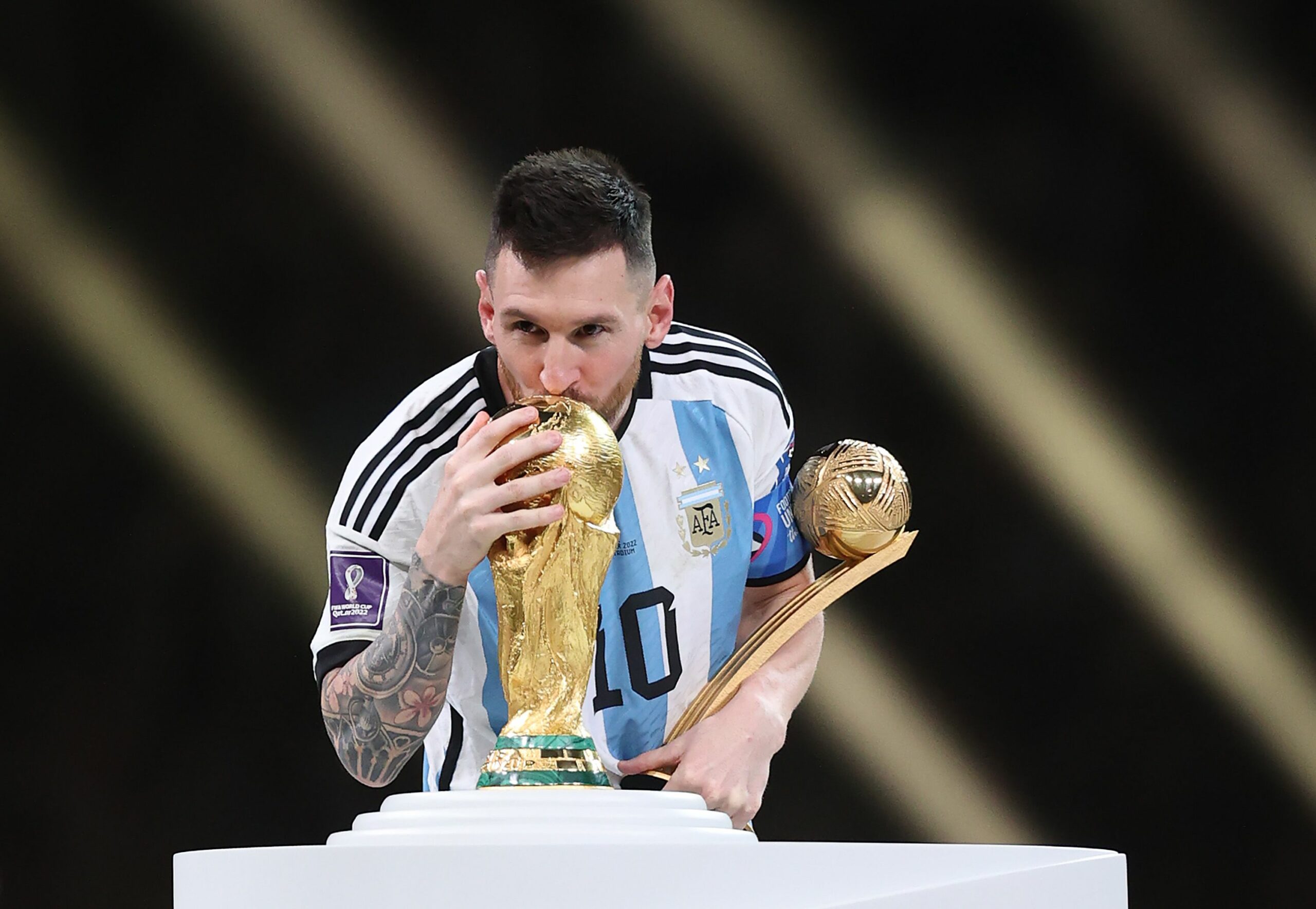 ميسي0 ميسي سيواصل مسيرته مع المنتخب
