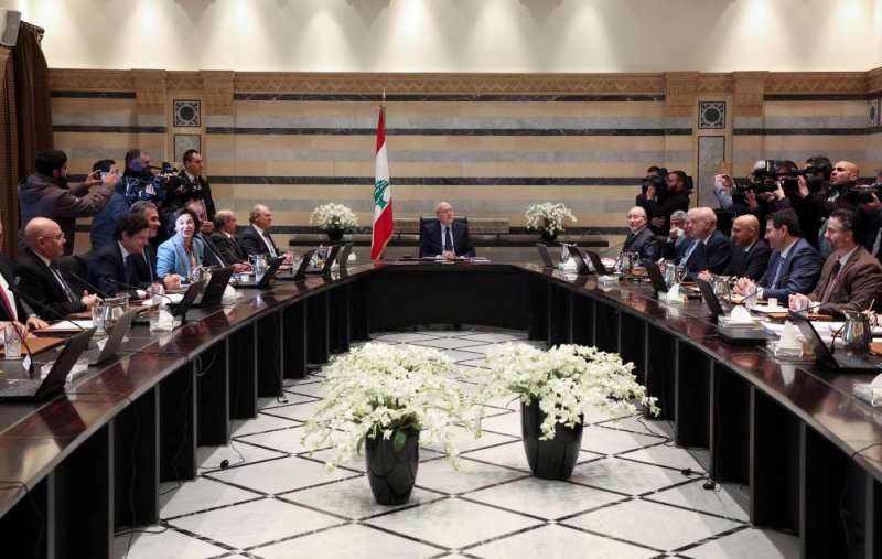 رياض قبيسي: فضيحة بين وزارة المال ومجلس الوزراء والجمارك