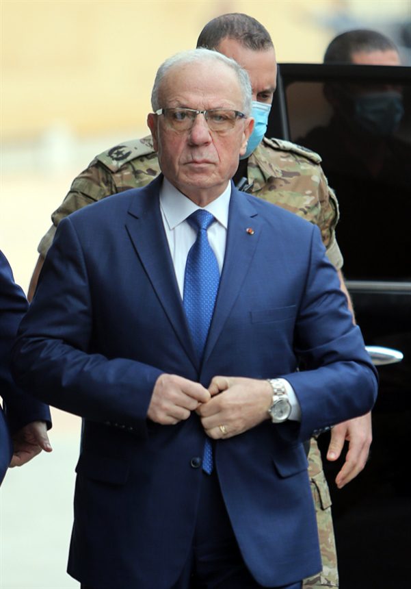 وزير الدفاع5